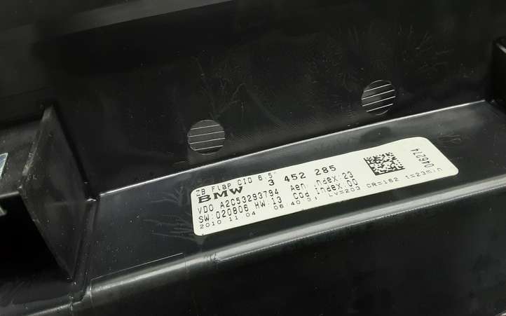 BMW X3 E83 (2003 - 2010)  3452285 Экран/ дисплей / маленький экран