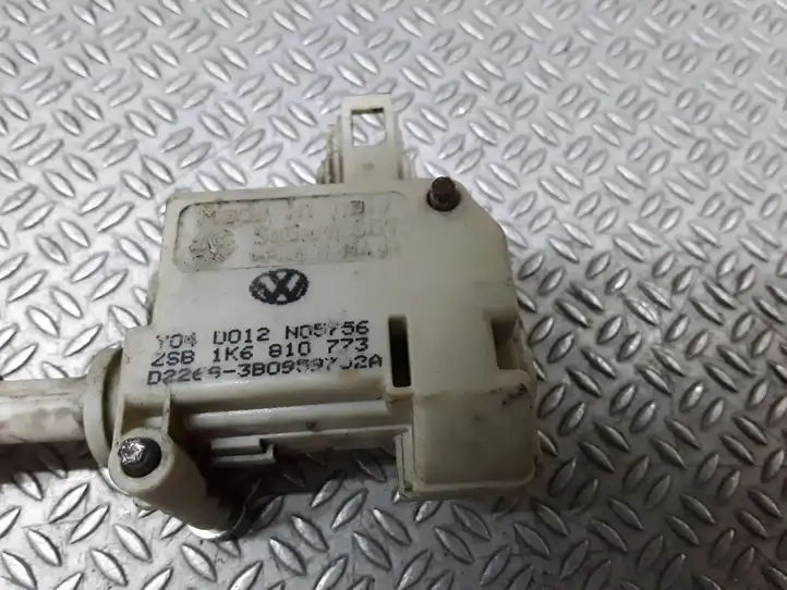 Volkswagen Golf V (2003 - 2009) 1K6810773 Привод замка крышки топливного бака — фото 2