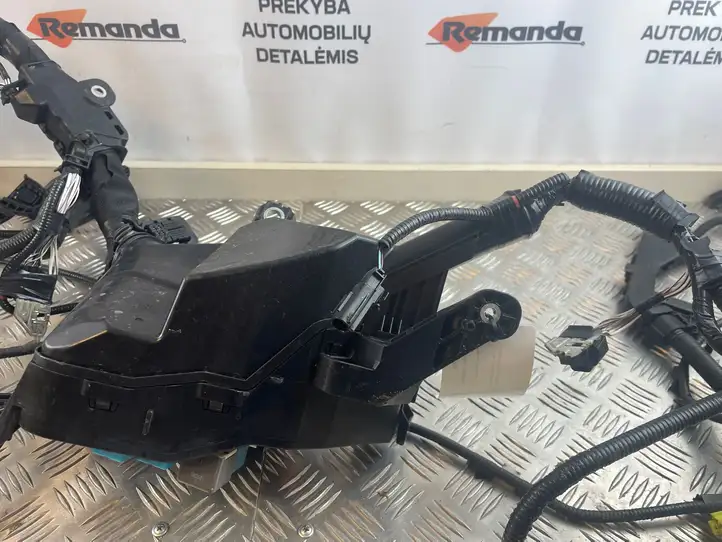 Toyota RAV 4 (XA50) (2018 - ) 8218442A70 Прочая электропроводка — фото 2