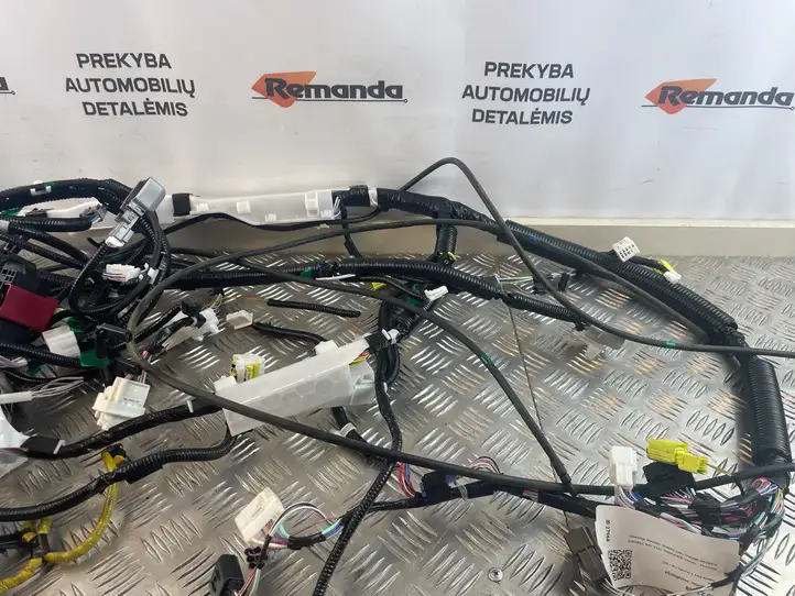 Toyota RAV 4 (XA50) (2018 - ) Прочая электропроводка — фото 7