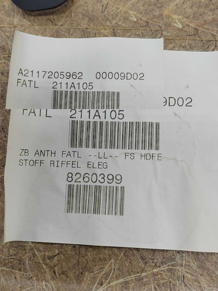 Mercedes-Benz E W211 (2002 - 2009)  A2117205962 Обшивка передней двери
