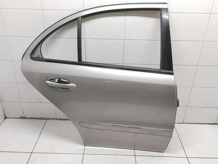 Mercedes-Benz E W211 (2002 - 2009)   Задняя дверь