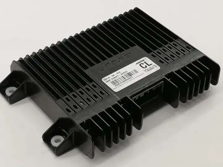 Mazda 6 (2005 - 2007) GM1B6692X Усилитель звука — фото 3