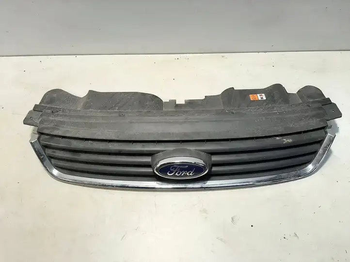 Ford Kuga I (2008 - 2012) 8V416P013AD Другая часть кузова — фото 1