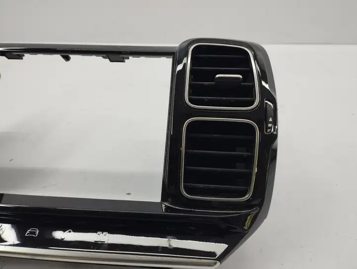 Citroen C5 Aircross (2017 - ) 9817118477 Центральный воздушный дефлектор — фото 3