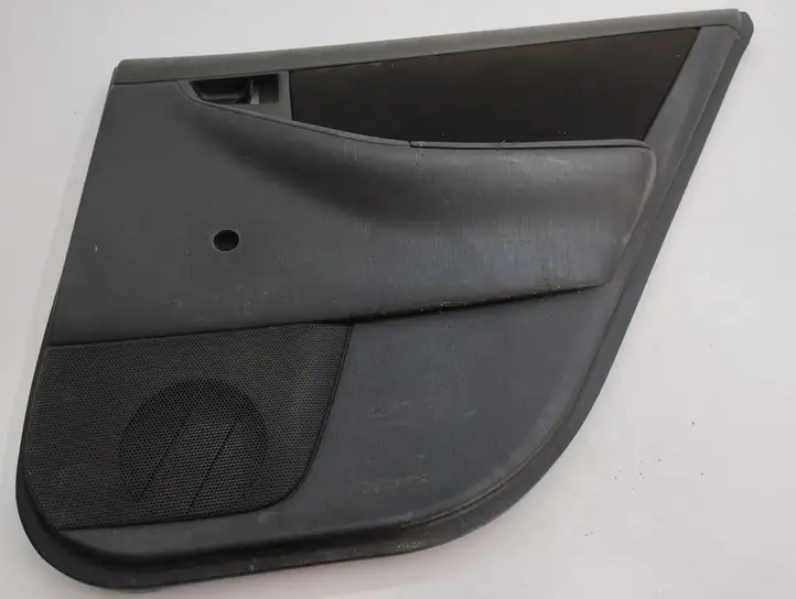 Toyota Corolla E120 E130 (2004 - 2007) 6761302070 Обшивка задней двери — фото 1