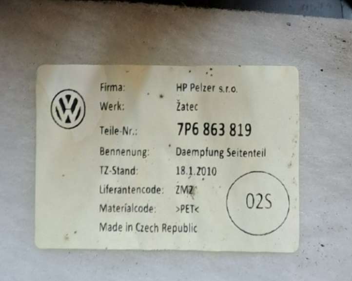 Volkswagen Touareg II (2010 - 2018)  7P6863819 Боковая панель