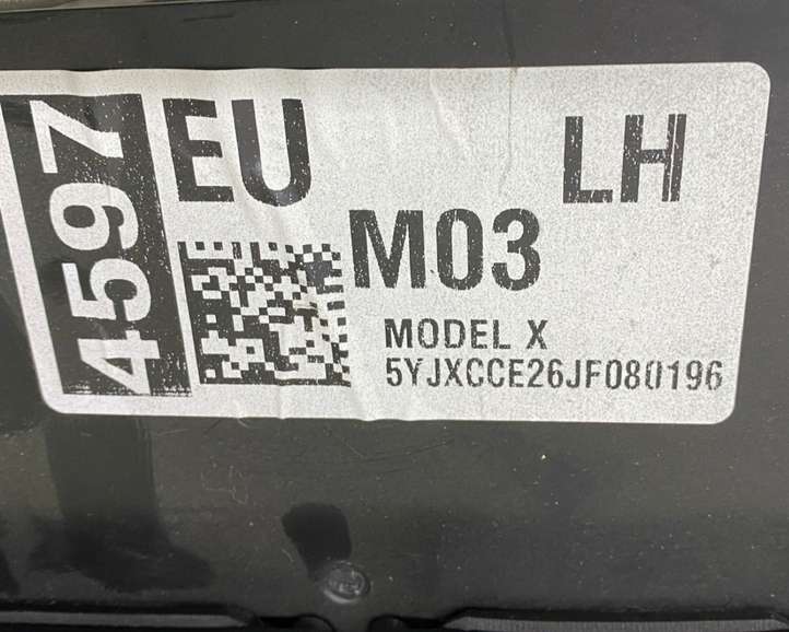 Tesla Model X (2015 - 2021)  5YJXCCE26JF080196 Другие блоки управления / модули