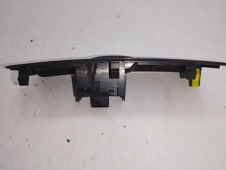 Toyota Corolla Verso AR10 (2004 - 2009) 742310F030 Блок кнопок стеклоподъемников — фото 2