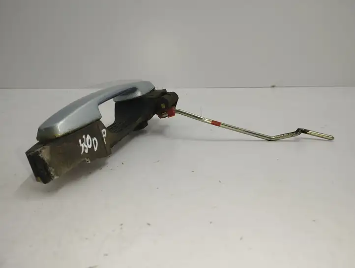 Toyota Corolla Verso AR10 (2004 - 2009) Наружная ручка двери — фото 2