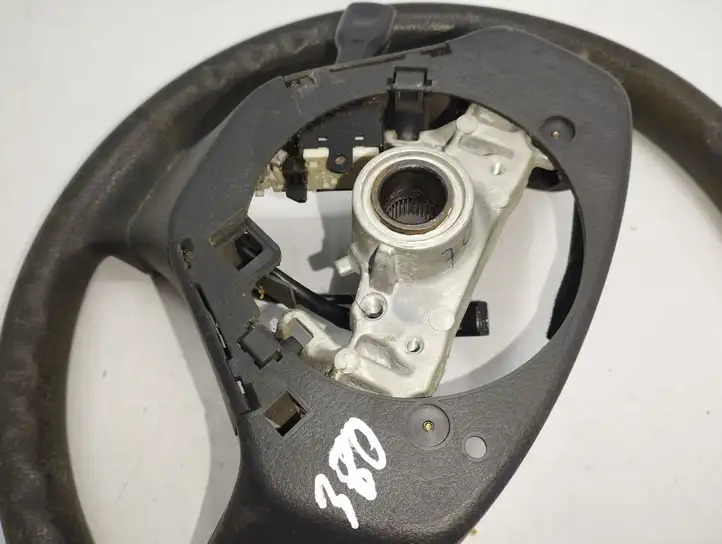 Toyota Corolla Verso AR10 (2004 - 2009) Руль — фото 3