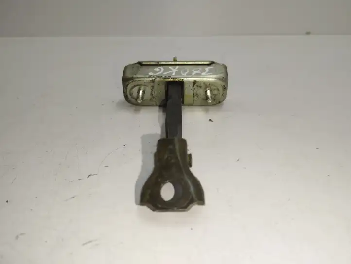 Toyota Corolla Verso AR10 (2004 - 2009) Ограничитель задней двери — фото 2