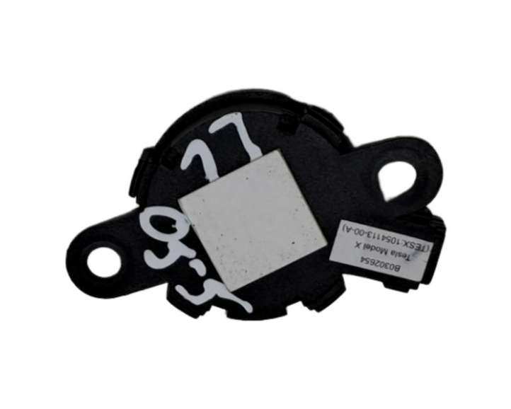 Tesla Model X (2015 - 2021)  105411300A Громкоговоритель парковки (PDC)
