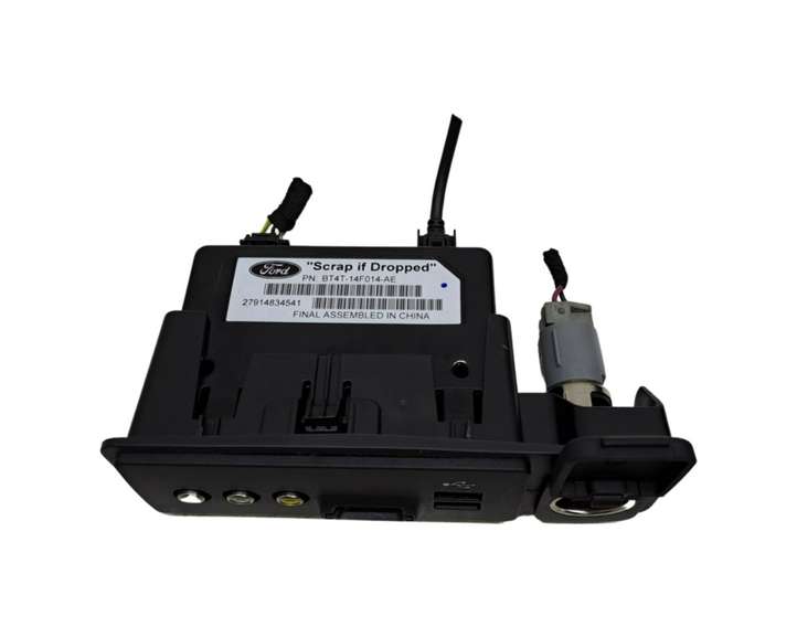 Ford Mondeo MK V (2014 - )  BT4T14F014AE Разъем USB