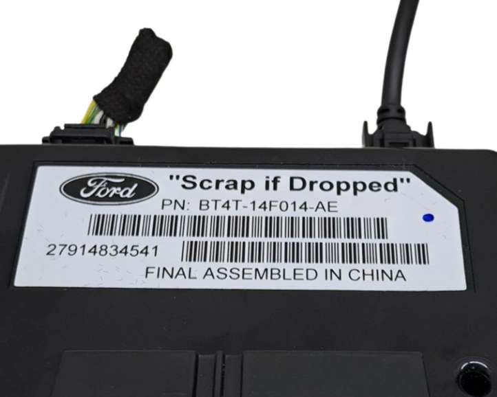 Ford Mondeo MK V (2014 - )  BT4T14F014AE Разъем USB