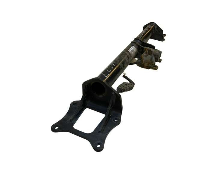 Tesla Model X (2015 - 2021)  104603201C Комплект крюка