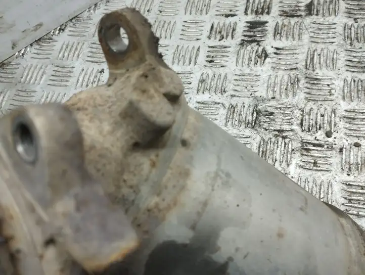 Toyota Corolla E120 E130 (2004 - 2007) Катализатор / DPF / FAP — фото 4