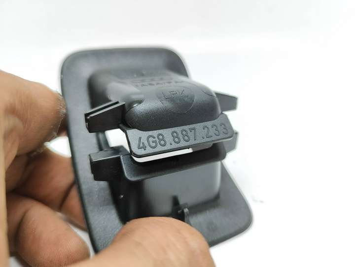 Audi A6 (2014 - 2018)  4G8887233 Заглушка, крышка ISOFIX