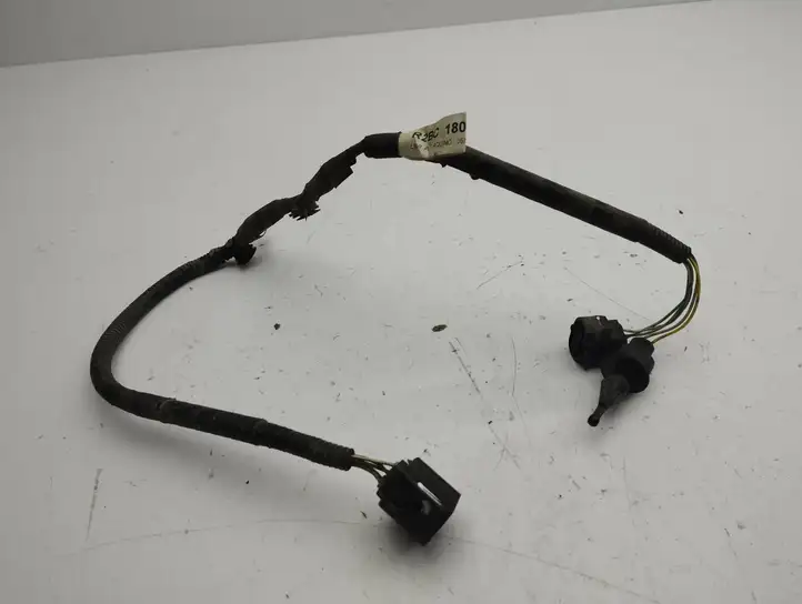 Mazda CX-7 (2009 - 2014) R2BC1805ZZ01 Прочая электропроводка — фото 1