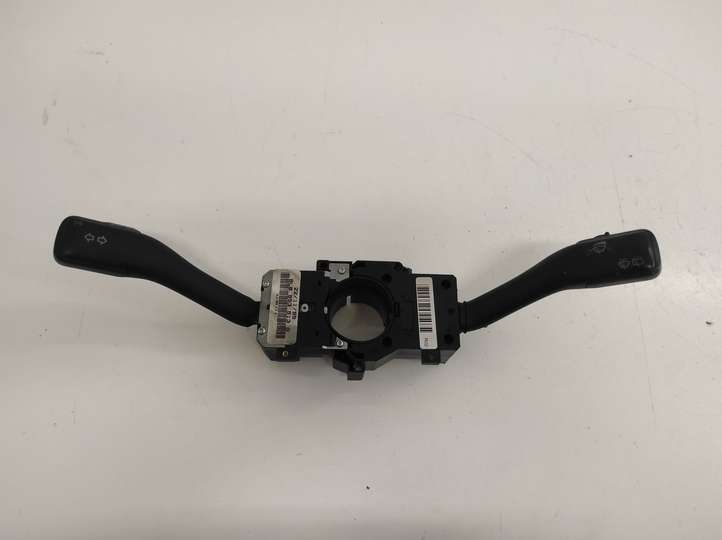 Volkswagen Golf IV (1998 - 2005)  8L0953513G Комплект ручек