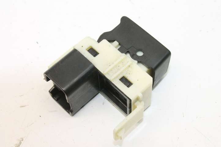 Mitsubishi Outlander (2007 - 2012)  8610A051 Кнопка крюка в багажнике