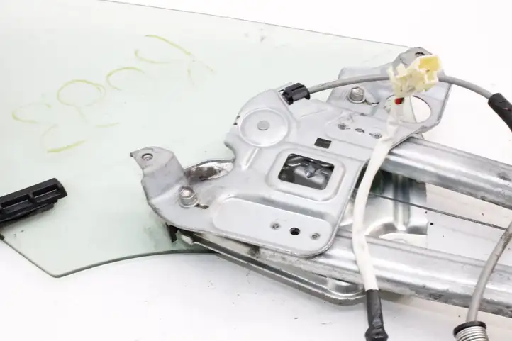 Lexus SC 300 - 400 (2001 - 2010) 8572024050 Стекло задней двери — фото 3