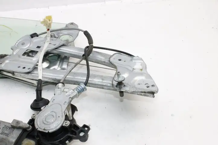 Lexus SC 300 - 400 (2001 - 2010) 8572024050 Стекло задней двери — фото 11