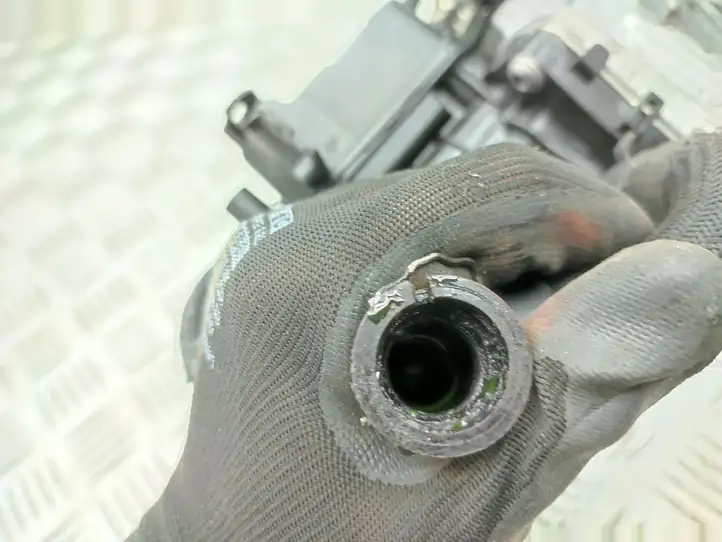 Ford Focus (2015 - 2019) 9807593080 Охладитель клапана EGR — фото 8