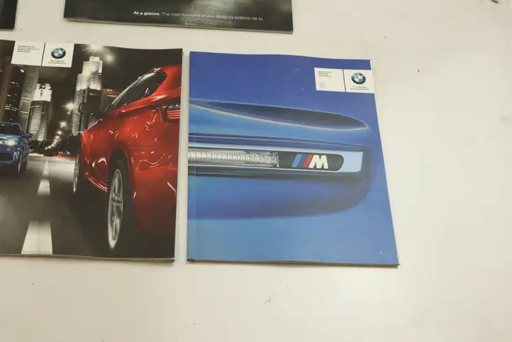 BMW X5M E70 (2010 - 2013) Сервисная книжка — фото 3