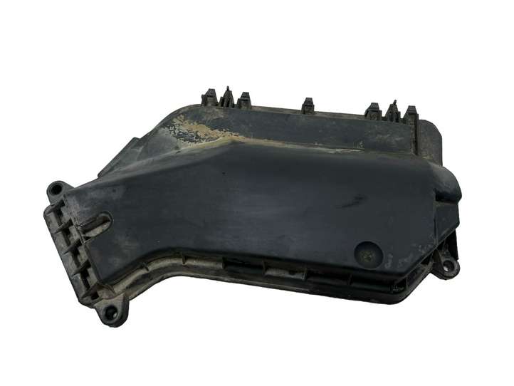 Audi A4 (2011 - 2015)  8K1907613C Крышка ящика предохранителей