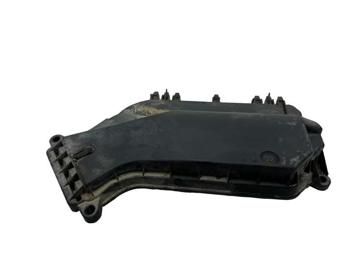 Audi A4 (2011 - 2015)  8K1907613C Крышка ящика предохранителей