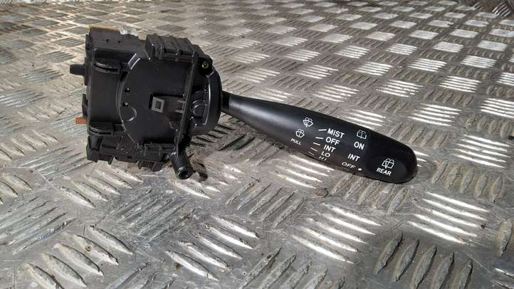 Toyota RAV 4 (XA20) (2000 - 2005)  42110173680 Ручка стеклоочистителей