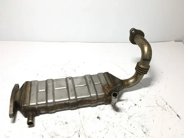 Toyota Land Cruiser (J120) (2002 - 2009) 2560130060 Охладитель клапана EGR — фото 1