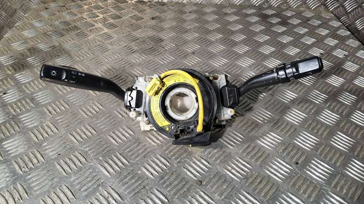 Toyota Land Cruiser (J100) (1998 - 2007)  843106A340 Комплект ручек