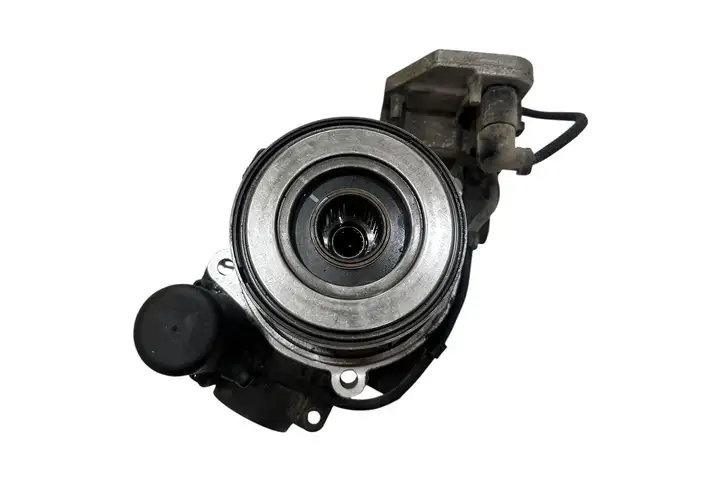 Volkswagen PASSAT B6 (2005 - 2010) 21933609 Электродвигатель заднего редуктора — фото 1