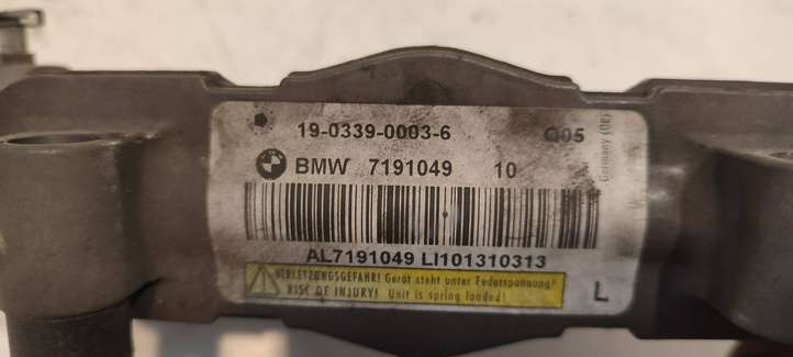 BMW 5 F10 F11 (2009 - 2016)  7191049 Подушка безопастности пешеходов