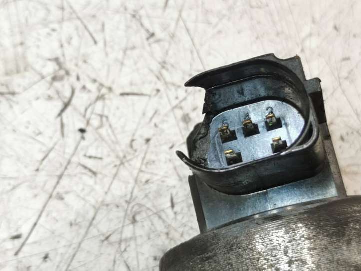Renault Trafic II (X83) (2002 - 2014)  7700107471 Клапан EGR