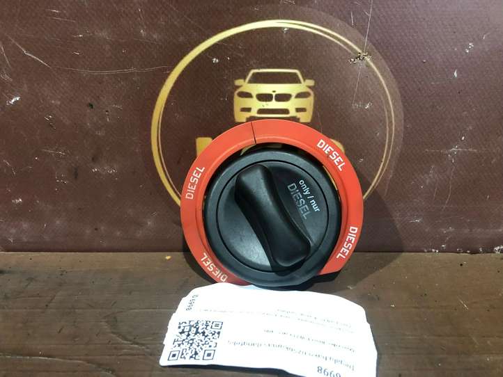 Mercedes-Benz E W211 (2002 - 2009)  A2204700705 Закручивающаяся крышка