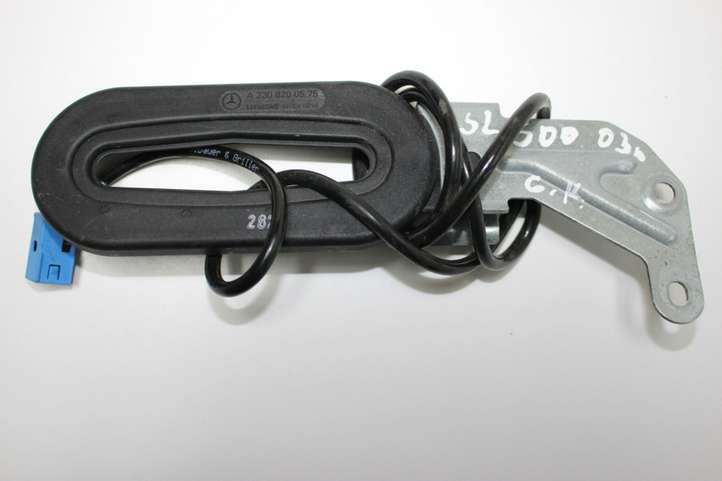 Mercedes-Benz SL R230 (2001 - 2012)  A2308200575 Антенна (антенна GPS)