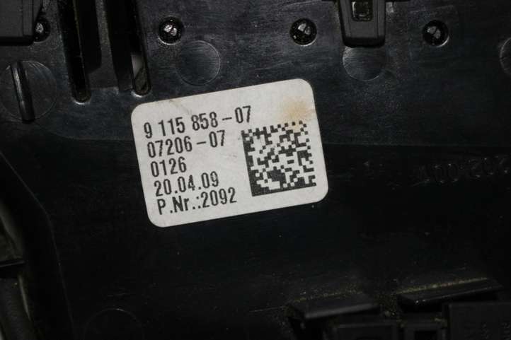 BMW 7 F01 F02 F03 F04 (2008 - 2016)  9115858 Боковая воздушный дефлектор
