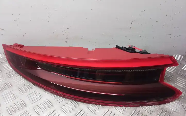 Porsche 911 991 (2011 - 2019) 99163197303 Задний фонарь в кузове — фото 1