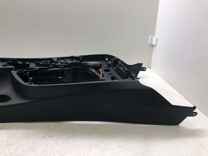 BMW 3 F30 F35 F31 (2012 - 2018)   Подлокотник