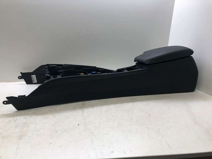 BMW 3 F30 F35 F31 (2012 - 2018)   Подлокотник