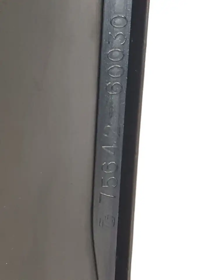 Toyota Land Cruiser (J120) (2002 - 2009) 7564260030 Заднее боковое стекло — фото 3