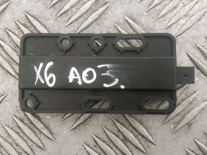 BMW X6 E71 (2008 - 2014)  6922211 Антенна (антенна GPS)
