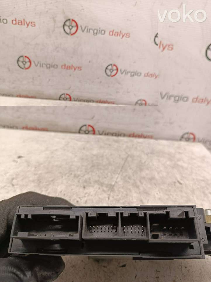 Audi A4 (2004 - 2009)  8E0959802E Механизм подъема окон задней двери