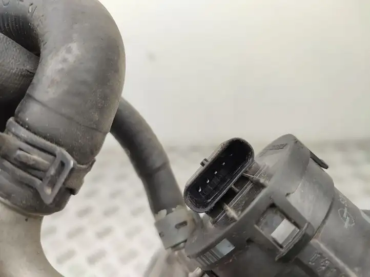 Mercedes-Benz E W212 (2009 - 2016) A6420907037 Клапан EGR — фото 2