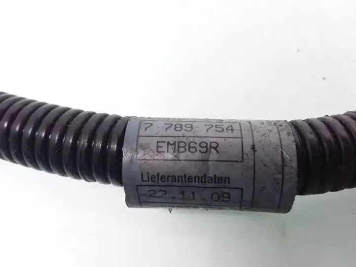 BMW 5 E60 E61 (2004 - 2010) 7789755 Плюсовой провод аккумулятора — фото 3