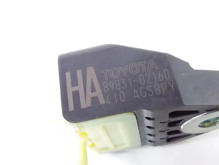 Toyota Auris E180 (2012 - 2018)  8983102160 Датчик удара надувных подушек