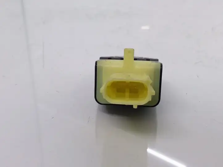 Toyota Auris E180 (2012 - 2018)  8983102160 Датчик удара надувных подушек